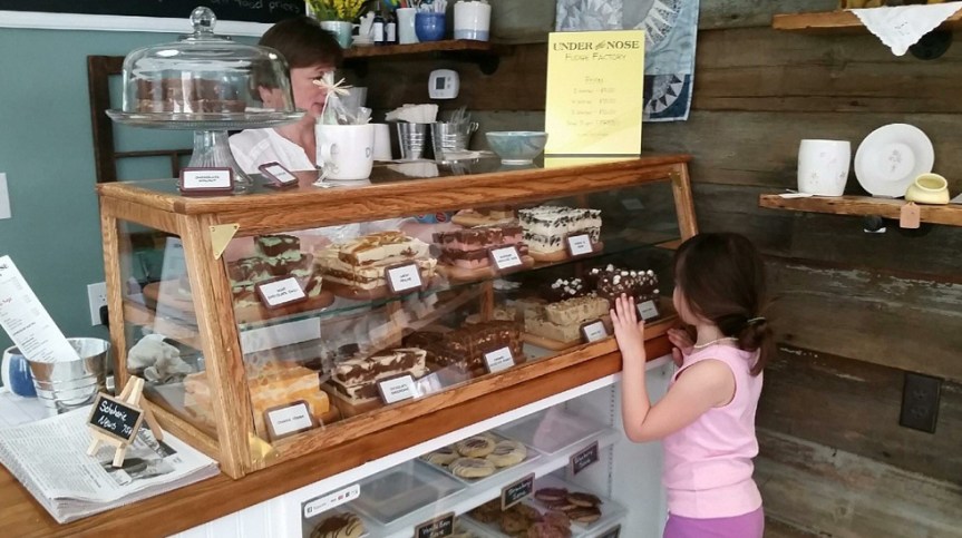 Lin Quinn serves up housemade fudge. Photo courtesy of Under The Nose