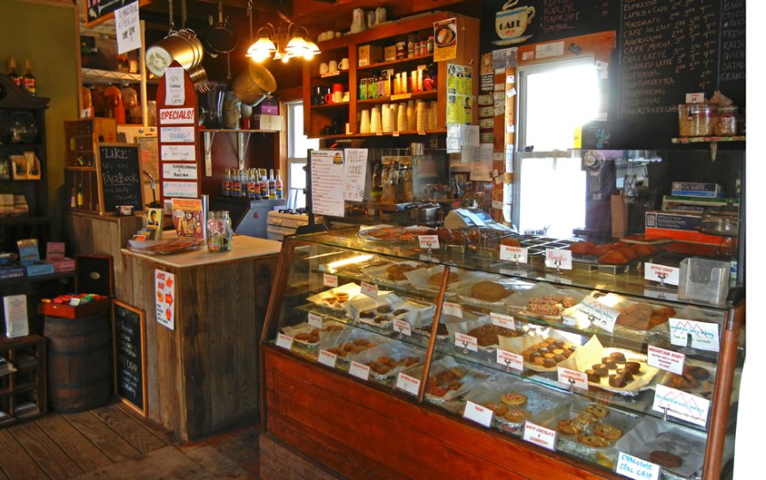 Phoenicia’s Mama’s Boy Market is&nbsp;Closing